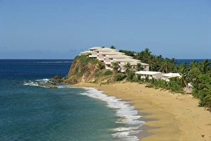 Central America Travel Guide Drucke: The Curtain Bluff Hotel