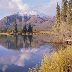 Tranquil Countryside Views Drucke: Deneki Lakes