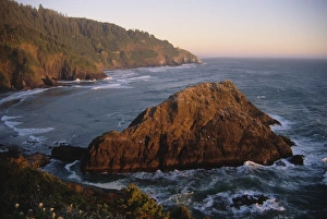 Rocky Shoreline Landscapes Drucke: Devils Elbow State Park