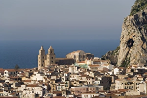 Cefalu Cathedral Drucke: Distant view of Cathedral