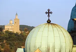 Drucke von Dom der Kathedrale von Rozhdebotsch und des patriarchalen Komplexes auf dem Berg Tsarevets in Veliko Turnowwo, Bulgarien im Europa Bulgarien Drucke: Dom der Kathedrale von Rozhdebotsch und des patriarchalen Komplexes auf dem Berg Tsaribewtschi