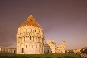 Tuscany Italy Travel Guide Drucke: The Dome and the Leaning Tower of Pisa