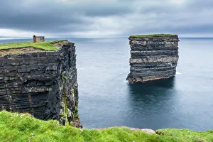 Drucke von Donnycarrig-Head in Ballycastle im Grafschaft Mayo in der Provinz Connacht Republik Irland Europa Ballycastle Drucke: Donnycarney-Head in Ballycastle im Grafschaft Mayo der Provinz Connacht Republik Irland