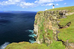 Scottish Coastline Images Drucke: Dunnet Head and lighthouse, Caithness, Highlands, Scotland, United Kingdom, Europe