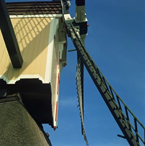 Holland Tourism Drucke: Detail of a Dutch windmill