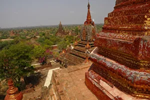 Bagan Temples Drucke: Elevated view of Bagan temples, Bagan (Pagan), UNESCO World Heritage Site, Myanmar, Asia