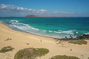 Corralejo Natural Park Drucke: Elevated view of beach and the Atlantic Ocean