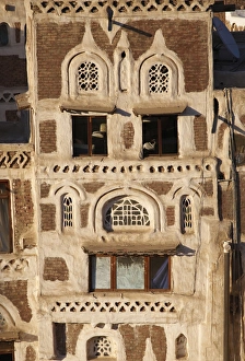 Arched Window Design Drucke: Elevated view of house architecture