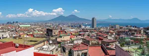 Mount Vesuvius Background Drucke: Elevated view of Naples and Mount Vesuvius in the background