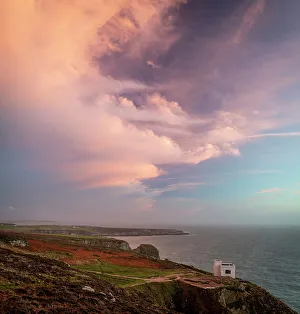 UK Coastal Views Drucke: Elin's Tower at dusk, RSPB South Stack
