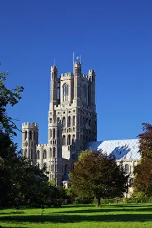 Cambridgeshire Drucke: Elfy Kathedrale im späten Vormittagslicht unter Sonnenschein