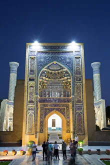 Abend im Gur-E-Amir-Komplex (Mausoleum), erbaut 1403. Grabstätte von Amir Temur. Weltkulturerbe der UNESCO. Stadt: Samarkand. Land: Usbekistan. Region: Zentralasien, Asien