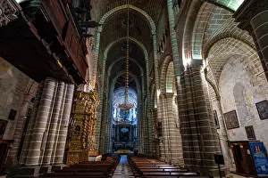 Portugal Drucke: Die Erforschung der Innenarchitektur der Kathedrale von Vora in Évora