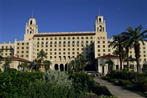 Drucke von Außenbereich des Hotels The Breakers in Palm Beach, Florida (USA), Nordamerika Florida Drucke: Außenbereich des The Breakers Hotels