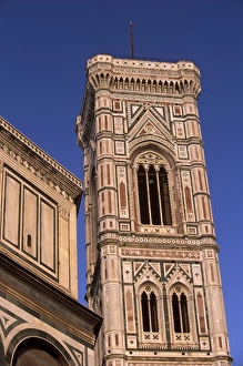 Florence Architecture Drucke: Facade of polychrome marble of Giottos campanile
