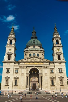 Hungarian Architecture Photos Drucke: Facade of St. Stephens Basilica, Budapest, Hungary, Europe