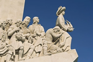 Lisbon Monument Drucke: Detail of figures on the Monument to the Discoveries at Belem