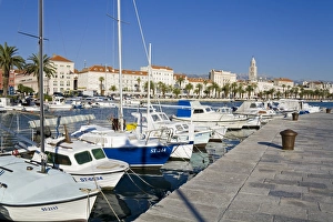 Dalmatian Coast Croatia Drucke: Fishing boats on the waterfront, Split, Dalmatian Coast, Croatia, Europe
