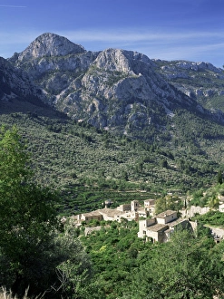 Balearic Islands Travel Destination Drucke: Fornalutx, Majorca