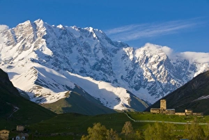 Dorf Drucke: Befestigtes Dorf von Ushguli, Svanetiya