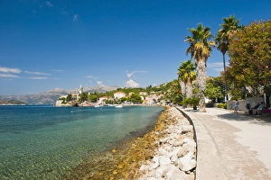 Croatian Nature Photography Drucke: Franciscan Monastery and the waterfront