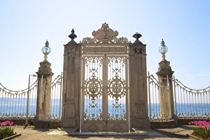 Bilder Datiert 24. April 2013: Tor zur Bosporus, Palast Dolmabahçe in Istanbul Türkei Europa