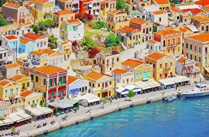 Häfen Drucke: Hafen von Gialos, Hochwinkelansicht, Symi-Insel, Dodekanes-Inseln, Griechenland.
