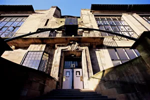 Drucke von Kunstschule von Glasow (Glasgow School of Art), entworfen von Charles Rennie Mackintosh Glasgow Drucke: Schule für Kunst in Glasgow