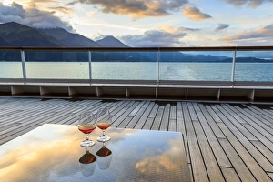 Kenai Peninsula Scenery Drucke: Glowing cognac (brandy) reflections