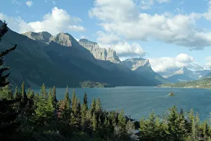 Drucke von Fahren zur Sonnenseite der Straße im Glacier-Nationalpark in Montana/USA Nordamerika See Drucke: Fahren auf die Sonnenseite
