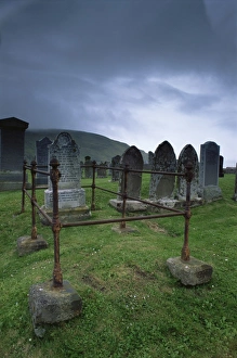 Overcast European Landscapes Drucke: Graveyard, Gulberwick