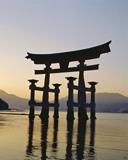 Japanese Landmarks Drucke: Great Torii