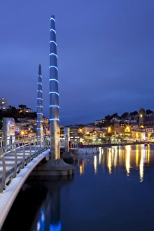 Devon England Landmarks Drucke: Harbour Bridge at dusk, Torquay, Devon, England, United Kingdom, Europe