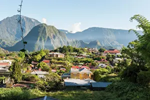 Indian Ocean Scenic Views Drucke: Hell-Bourg with the Piton d'Anchaing in the background, Cirque de Salazie, Reunion