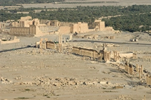 Middle East Archaeology Drucke: Hill top view