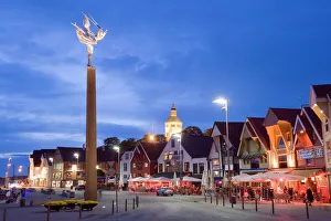 Drucke von Geschichtliche Hafenlagerhäuser in Stavanger/Norwegen/ Skandinavier/Europa Norwegen Drucke: Geschichtliche Hafenlagerhäuser in Stavanger
