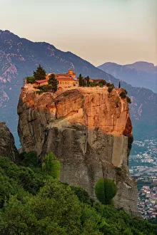 Heilige Zeller Mönchschaft der Heiligen Dreifaltigkeit am Sonnenaufgang, Weltkulturerbe des UNESCO
