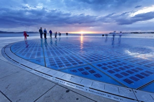 Croatia Tourism Drucke: Installation Greetings To The Sun by Nikola Basic at sunset