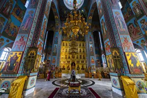 Innenaus der Kathedrale der Verklärung in Abakan, Republik Chakasien
