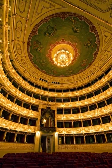 Emilia Romagna Travel Guide Drucke: Interior of Teatro Regio, Parma, Emilia Romagna, Italy, Europe