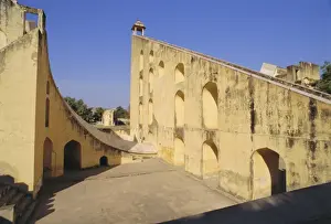 Das Jantar-Mantar, das von 1728 bis 1734 unter der Aufsicht von Jay Sinha II als Beobachtungsanlage errichtet wurde