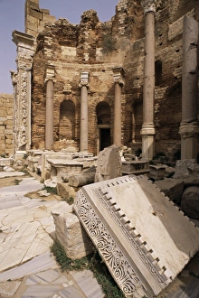 North Africa Ancient Ruins Drucke: Justice Basilica