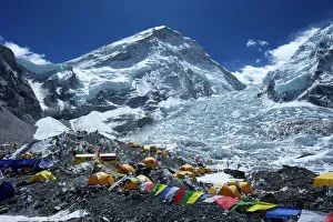 UNESCO World Heritage Site Nepal Drucke: Khumbu icefall from Everest Base Camp