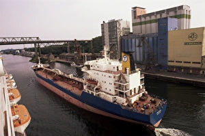 Kiel Canal Germany Drucke: Kiel Canal