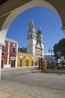 Unser Mariä der Unbeschuften Empfängnis Dom zu Altstadt ist ein Weltkulturerbe des Völkerbundes und befindet sich in dem Bundesstaat Yucatán im Norden Mexikos