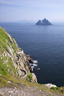 Munster Travel Destinations Drucke: Little Skellig from Skellig Michael, County Kerry, Munster, Republic of Ireland, Europe
