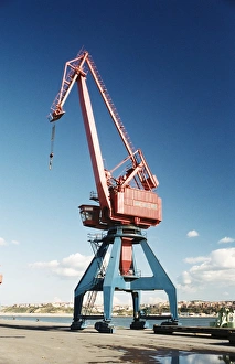 Vertical Photography Europe Drucke: Loading crane at Port Santurtzi