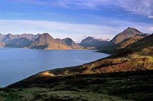 Isle Of Skye Drucke: Loch Scavaig und die schwarzen Kuillin im Entferntesten, Insel der Schieffach-Inseln