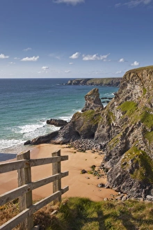 Great Britain Beach Scenes Drucke: Looking down to the Bedruthan Steps on the north Cornwall coastline