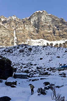 Nepal Mountain Scenery Drucke: Machhapuchhare Base Camp at 3700 metres, Annapurna Himal, Nepal, Himalayas, Asia